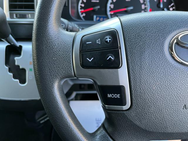 ハイエースワゴン ＧＬ　５型　ワンオーナー　社外ナビＴＶ　電動スライドドア　フローリング加工　ローダウン　４列目ベッドキット　モデリスタエアロ　シートカバー　リアフィルム　後席モニター　バックカメラ　ＥＴＣ（18枚目）