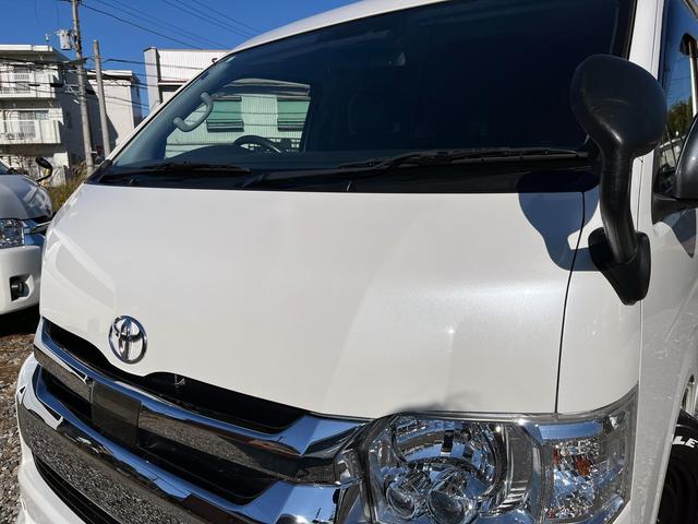 ハイエースワゴン ＧＬ　５型　ワンオーナー　社外ナビＴＶ　電動スライドドア　フローリング加工　ローダウン　４列目ベッドキット　モデリスタエアロ　シートカバー　リアフィルム　後席モニター　バックカメラ　ＥＴＣ（35枚目）