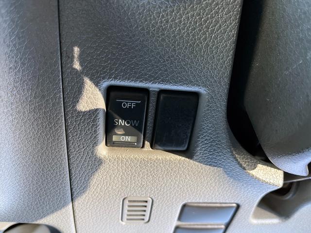 ＮＶ３５０キャラバンバン ロングプレミアムＧＸ　ワンオーナー　純正ナビ　アラウンドビュー　ＥＴＣ　エマージェンシーブレーキ　横滑防止　スライド窓　Ｗエアコン　Ｗエアバッグ　プライバシーガラス　オートクロージャー　ルーフキャリア　ＬＥＤライト（13枚目）