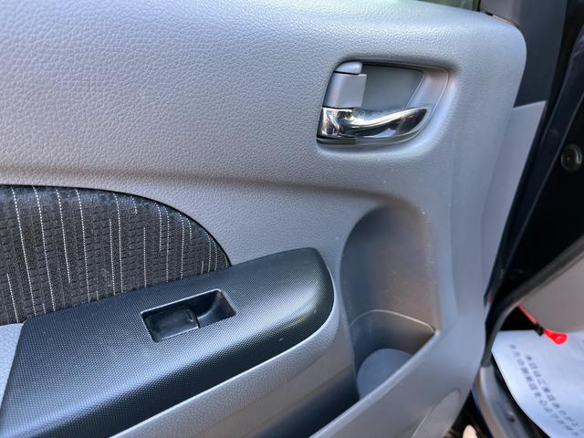 ＮＶ３５０キャラバンバン ロングプレミアムＧＸ　ワンオーナー　純正ナビ　アラウンドビュー　ＥＴＣ　エマージェンシーブレーキ　横滑防止　スライド窓　Ｗエアコン　Ｗエアバッグ　プライバシーガラス　オートクロージャー　ルーフキャリア　ＬＥＤライト（78枚目）