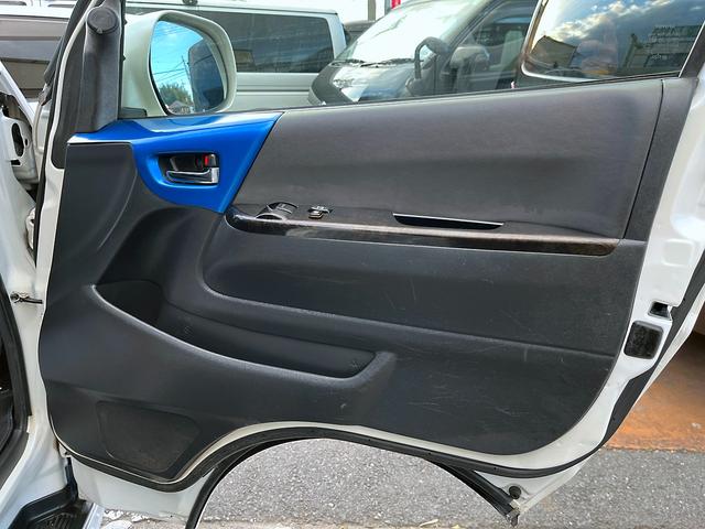ハイエースバン スーパーＧＬ　ダークプライム　４型ローダウンカスタム　バッドフェイス　ＴＲＤグリル　２０インチアルミホイール　ＬＥＤライト＆フォグ　２インチダウン　スライドセカンドシート　フローリングパネル　荷室フィルム　スロコン　社外ナビ（80枚目）