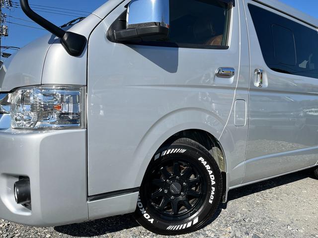 ハイエースワゴン ＧＬ　５型　１０人乗り　社外ナビ　バックカメラ　ＥＴＣ　トヨタセーフティセンス　１６インチアルミ　ウッド調インパネ　レザー調シートカバー　ダブル後席モニター　デジタルルームミラー式ドラレコ　スマートキー（44枚目）