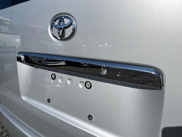 ハイエースワゴン ＧＬ　５型　１０人乗り　社外ナビ　バックカメラ　ＥＴＣ　トヨタセーフティセンス　１６インチアルミ　ウッド調インパネ　レザー調シートカバー　ダブル後席モニター　デジタルルームミラー式ドラレコ　スマートキー（53枚目）
