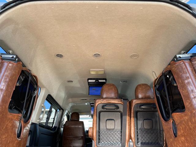 ハイエースワゴン ＧＬ　５型　１０人乗り　社外ナビ　バックカメラ　ＥＴＣ　トヨタセーフティセンス　１６インチアルミ　ウッド調インパネ　レザー調シートカバー　ダブル後席モニター　デジタルルームミラー式ドラレコ　スマートキー（65枚目）