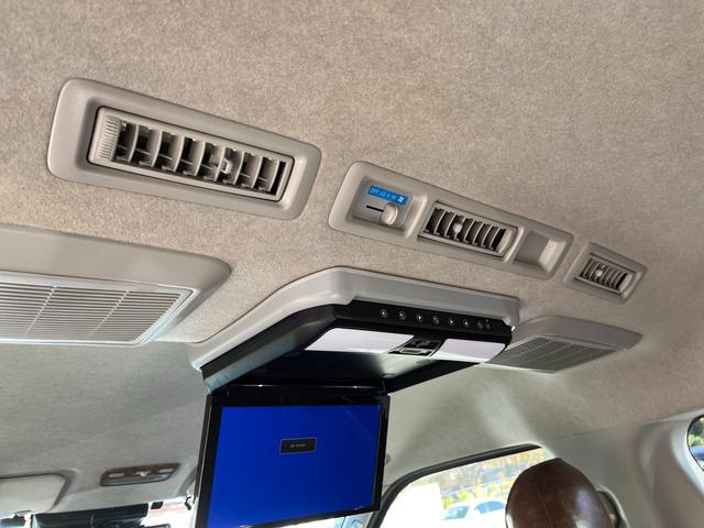 ハイエースワゴン ＧＬ　５型　１０人乗り　社外ナビ　バックカメラ　ＥＴＣ　トヨタセーフティセンス　１６インチアルミ　ウッド調インパネ　レザー調シートカバー　ダブル後席モニター　デジタルルームミラー式ドラレコ　スマートキー（70枚目）