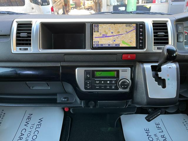ハイエースバン ロングワイドスーパーGL 5型 2.8ディーゼル ワンオーナー 純正ナビ バックカメラ ETC2.0 ローダウン 16インチアルミ 新品PARADAタイヤ モデリスタエアロ LEDライト シートカバー 前後ソナー ドラレコ(11枚目)