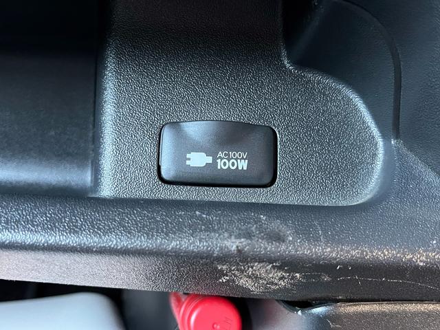 ハイエースバン ロングワイドスーパーGL 5型 2.8ディーゼル ワンオーナー 純正ナビ バックカメラ ETC2.0 ローダウン 16インチアルミ 新品PARADAタイヤ モデリスタエアロ LEDライト シートカバー 前後ソナー ドラレコ(27枚目)