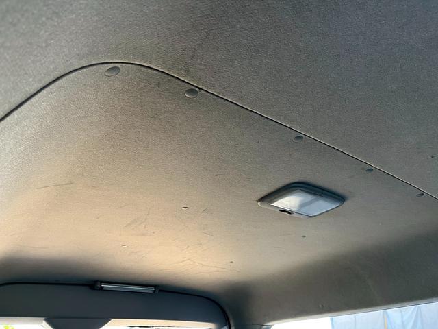 ハイエースバン ロングワイドスーパーGL 5型 2.8ディーゼル ワンオーナー 純正ナビ バックカメラ ETC2.0 ローダウン 16インチアルミ 新品PARADAタイヤ モデリスタエアロ LEDライト シートカバー 前後ソナー ドラレコ(60枚目)