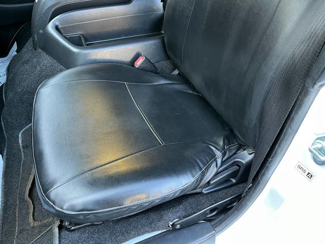 ハイエースバン ロングワイドスーパーGL 5型 2.8ディーゼル ワンオーナー 純正ナビ バックカメラ ETC2.0 ローダウン 16インチアルミ 新品PARADAタイヤ モデリスタエアロ LEDライト シートカバー 前後ソナー ドラレコ(77枚目)