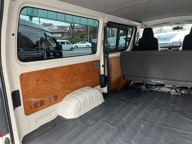 ハイエースバン ロングDX 4型 3.0ディーゼルターボ4WD ワンオーナー禁煙 寒冷地仕様 スライド窓 Wエアバッグ 新規荷室フィルム施工(63枚目)