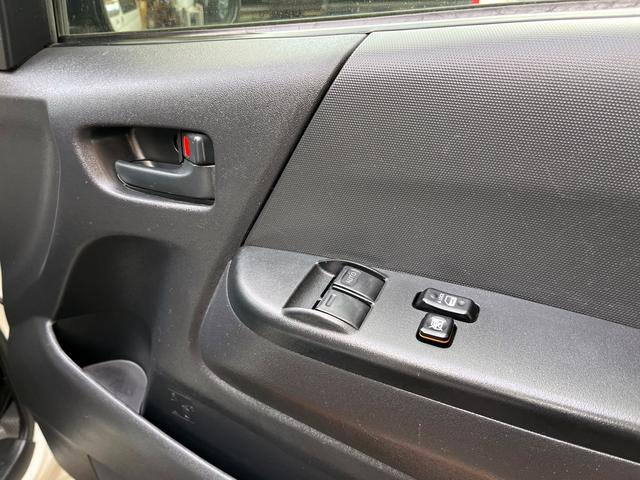 ハイエースバン ロングDX 4型 3.0ディーゼルターボ4WD ワンオーナー禁煙 寒冷地仕様 スライド窓 Wエアバッグ 新規荷室フィルム施工(76枚目)