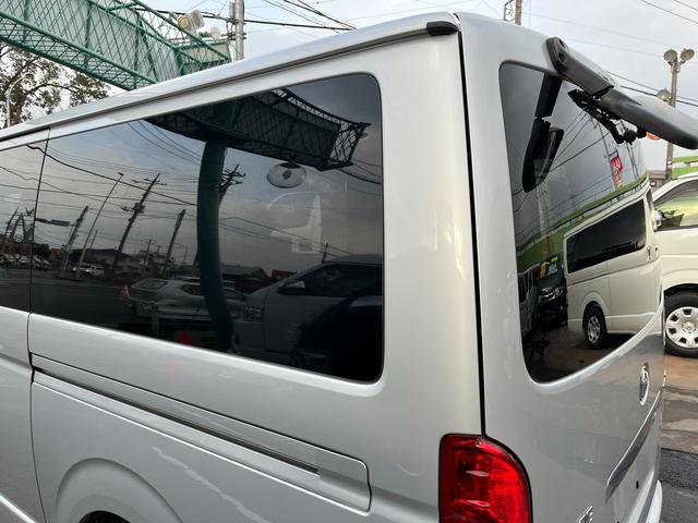 ハイエースバン ロングスーパーGL 5型 2.8ディーゼル 4WD ワンオーナー禁煙 トヨタセーフティセンス バックカメラ ETC プライバシーガラス イージークローザー スライド窓 ナビフルセグTV(53枚目)