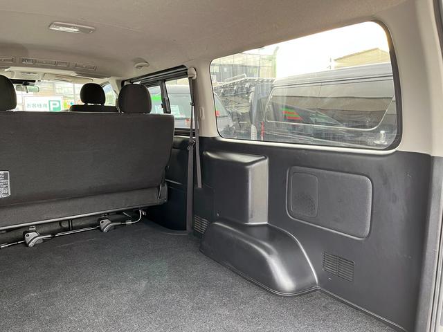 ハイエースバン ロングスーパーGL 5型 2.8ディーゼル 4WD ワンオーナー禁煙 トヨタセーフティセンス バックカメラ ETC プライバシーガラス イージークローザー スライド窓 ナビフルセグTV(64枚目)