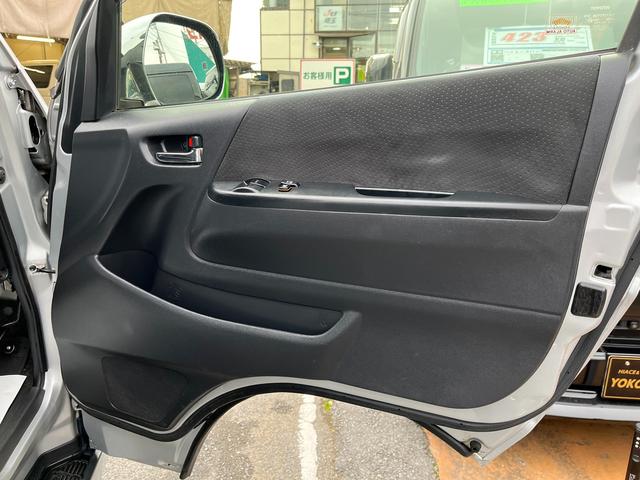 ハイエースバン ロングスーパーGL 5型 2.8ディーゼル 4WD ワンオーナー禁煙 トヨタセーフティセンス バックカメラ ETC プライバシーガラス イージークローザー スライド窓 ナビフルセグTV(78枚目)