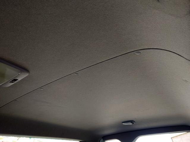 ハイエースバン スーパーGL ダークプライム 4型 3.0ディーゼルターボ 2インチローダウン 17インチアルミホイール フロントエアロ スライド窓 イージークローザー 木目調パネル 純正ナビフルセグTV バックカメラ ETC タイベル交換済み(61枚目)