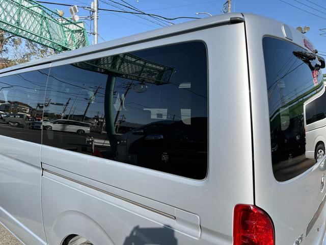 レジアスエースバン ロングスーパーGL 4型 3.0ディーゼルターボ 4WD 純正ナビ バックカメラ ETC LEDライト スライド窓 イージークローザー プライバシーガラス Wエアコン(49枚目)