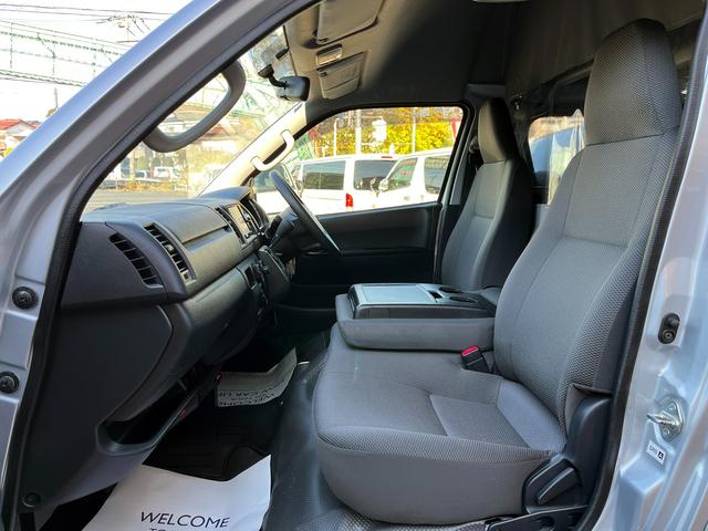 ハイエースバン ロングDX 4型 ハイルーフ パワーリフト付き 荷室ラッシングレール ワンオーナー禁煙 フロア板張り スライド窓 プライバシーガラス 社外ナビ バックカメラ ETC(74枚目)