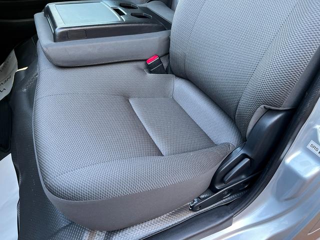 ハイエースバン ロングDX 4型 ハイルーフ パワーリフト付き 荷室ラッシングレール ワンオーナー禁煙 フロア板張り スライド窓 プライバシーガラス 社外ナビ バックカメラ ETC(77枚目)