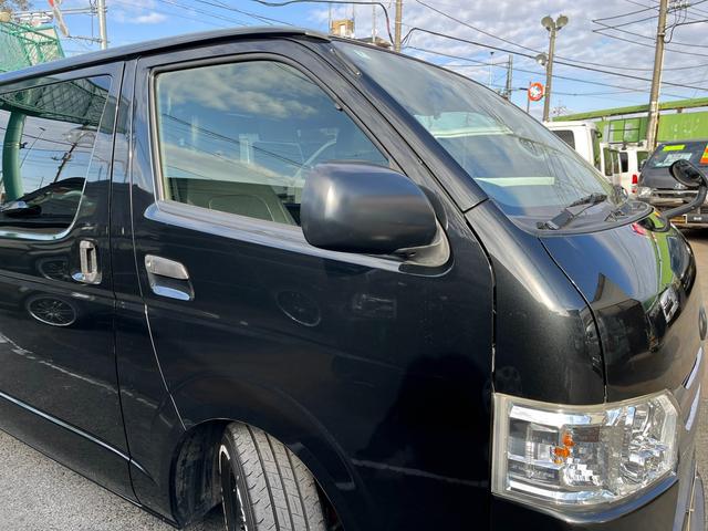 レジアスエースバン ロングＤＸ　ＧＬパッケージ　４型　３．０ディーゼル　５ナンバー１０人乗り公認改造　５ＭＴ　エアロ　１６インチアルミホイール　ローダウン　後席モニター　デジタルルームミラー　クルーズコントロール　社外ナビ　サブウーハー（44枚目）