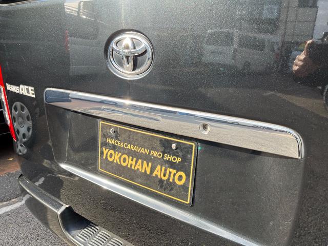 レジアスエースバン ロングＤＸ　ＧＬパッケージ　４型　３．０ディーゼル　５ナンバー１０人乗り公認改造　５ＭＴ　エアロ　１６インチアルミホイール　ローダウン　後席モニター　デジタルルームミラー　クルーズコントロール　社外ナビ　サブウーハー（52枚目）