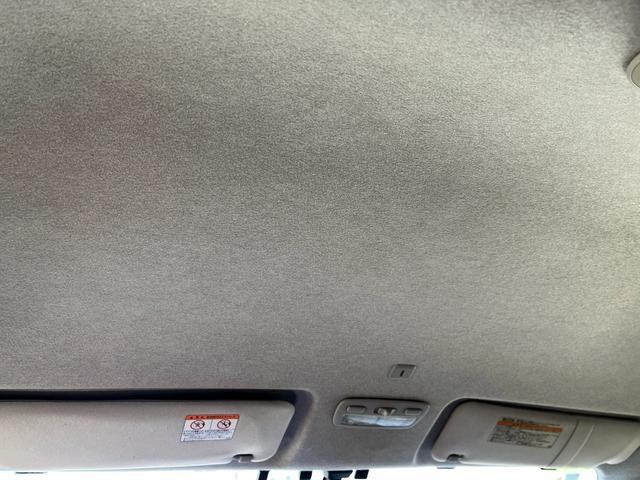 レジアスエースバン ロングＤＸ　ＧＬパッケージ　４型　３．０ディーゼル　５ナンバー１０人乗り公認改造　５ＭＴ　エアロ　１６インチアルミホイール　ローダウン　後席モニター　デジタルルームミラー　クルーズコントロール　社外ナビ　サブウーハー（73枚目）