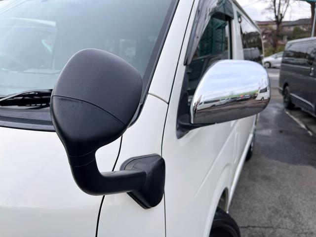 ハイエースバン ロングスーパーＧＬ　４型　ワンオーナー　３．０ディーゼル　社外ナビ　バックカメラ　ＥＴＣ　Ｆエアロ　ＬＥＤライト　スライド窓　イージークローザー　プライバシーガラス　レザー調シートカバー　スマートキー（32枚目）