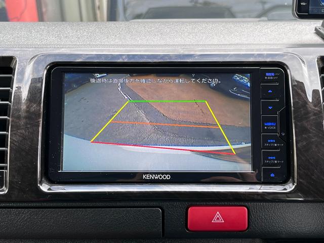 ハイエースバン スーパーＧＬ　ダークプライム　４型　１オーナー禁煙　３．０ディーゼル４ＷＤ　バッドフェイス　ＡＷ１５インチ　エアロ　ウインカーミラー　ベッドキット　ルームキャリア　セカンドテーブル　スライド窓　フィルム　ドラレコ　レーダー探知機（21枚目）