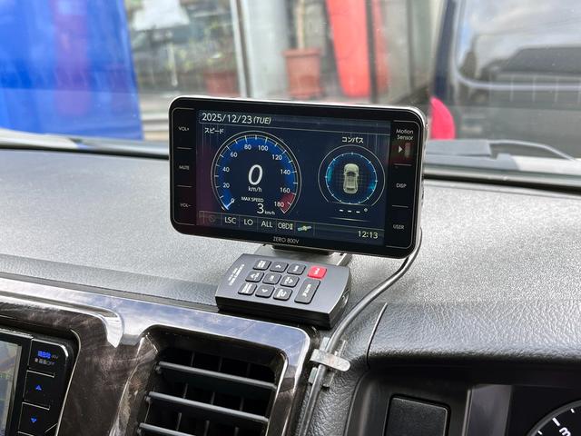 ハイエースバン スーパーＧＬ　ダークプライム　４型　１オーナー禁煙　３．０ディーゼル４ＷＤ　バッドフェイス　ＡＷ１５インチ　エアロ　ウインカーミラー　ベッドキット　ルームキャリア　セカンドテーブル　スライド窓　フィルム　ドラレコ　レーダー探知機（23枚目）