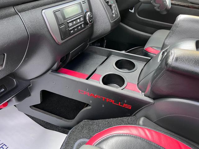 ハイエースバン スーパーＧＬ　ダークプライム　４型　１オーナー禁煙　３．０ディーゼル４ＷＤ　バッドフェイス　ＡＷ１５インチ　エアロ　ウインカーミラー　ベッドキット　ルームキャリア　セカンドテーブル　スライド窓　フィルム　ドラレコ　レーダー探知機（77枚目）