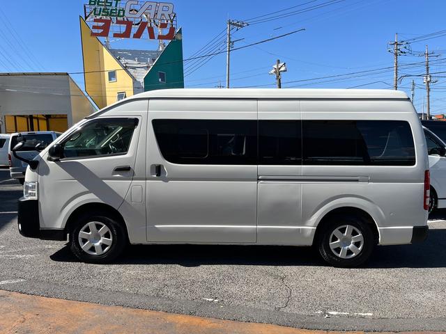 ハイエースバン ＳロングワイドＤＸ　５型　寒冷地仕様　４ＷＤ　純正ナビ　バックカメラ　ＥＴＣ　トヨタセーフティセンス　前席スーパーＧＬシート　電格ミラー　スライド窓　プライバシーガラス（6枚目）