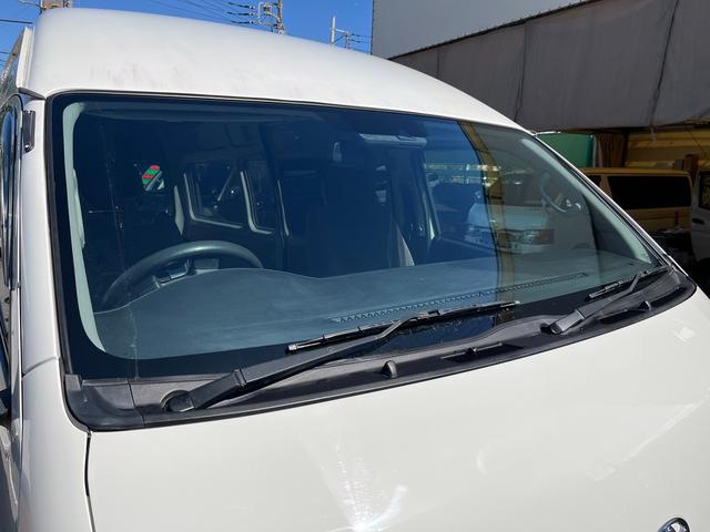 ハイエースバン ＳロングワイドＤＸ　５型　寒冷地仕様　４ＷＤ　純正ナビ　バックカメラ　ＥＴＣ　トヨタセーフティセンス　前席スーパーＧＬシート　電格ミラー　スライド窓　プライバシーガラス（34枚目）
