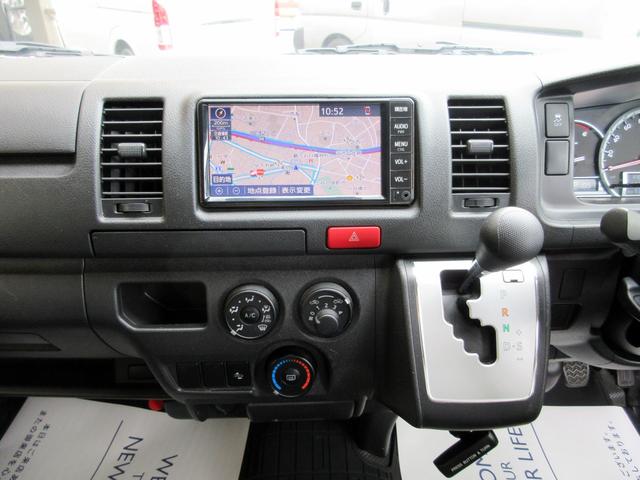 ハイエースバン DX GLパッケージ 5型 ディーゼル4WD 純正ナビ バックカメラ ETC2.0 トヨタセーフティセンス 15インチアルミホイール ドライブレコーダー プライバシーガラス(11枚目)