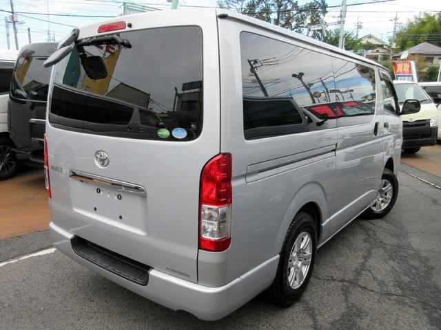 ハイエースバン DX GLパッケージ 5型 ディーゼル4WD 純正ナビ バックカメラ ETC2.0 トヨタセーフティセンス 15インチアルミホイール ドライブレコーダー プライバシーガラス(21枚目)