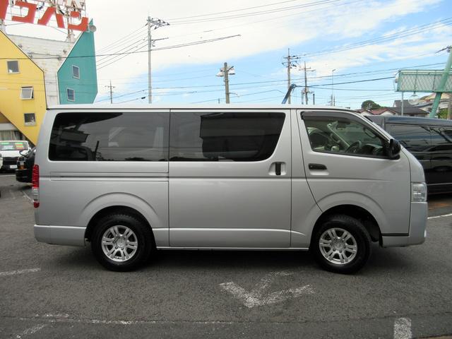 ハイエースバン DX GLパッケージ 5型 ディーゼル4WD 純正ナビ バックカメラ ETC2.0 トヨタセーフティセンス 15インチアルミホイール ドライブレコーダー プライバシーガラス(45枚目)