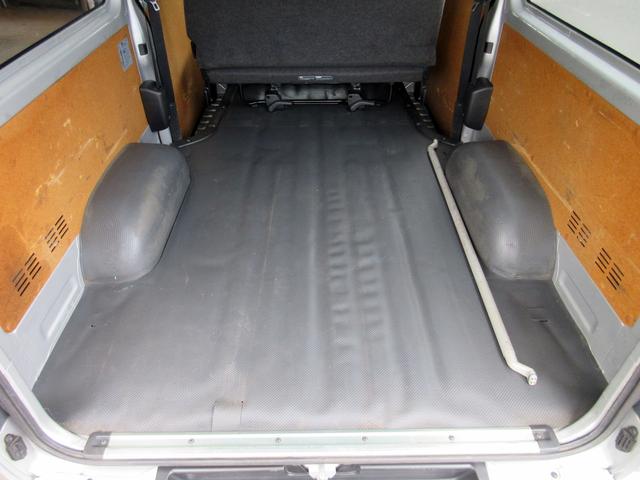 ハイエースバン DX GLパッケージ 5型 ディーゼル4WD 純正ナビ バックカメラ ETC2.0 トヨタセーフティセンス 15インチアルミホイール ドライブレコーダー プライバシーガラス(66枚目)