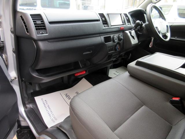 ハイエースバン DX GLパッケージ 5型 ディーゼル4WD 純正ナビ バックカメラ ETC2.0 トヨタセーフティセンス 15インチアルミホイール ドライブレコーダー プライバシーガラス(75枚目)