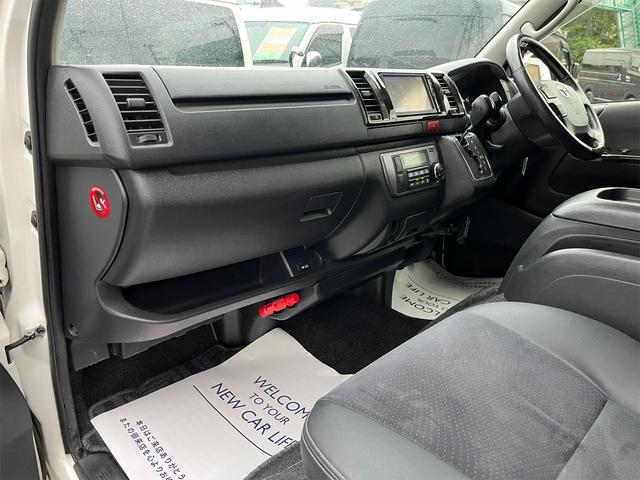 ハイエースバン ロングスーパーGL 4型 3.0ディーゼルT 純正ナビ バックカメラ ETC 電動スライドドア 前後ドライブレコーダー LEDライト LEDフォグ スマートキー プライバシーガラス Wエアバッグ(74枚目)