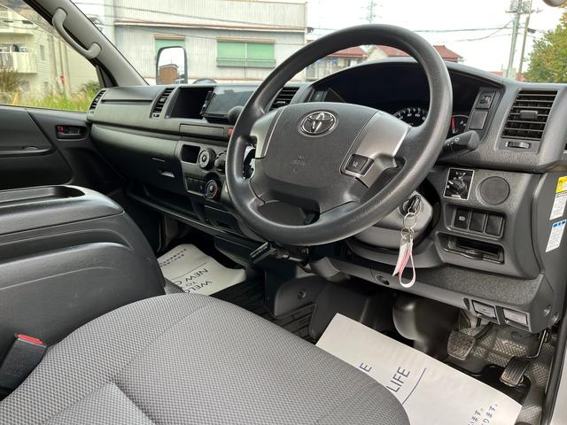 ハイエースバン SロングワイドDX 5型 2.8ディーゼルターボ 寒冷地仕様4WD トヨタセーフティセンス 社外リアヒーター バックカメラー ETC 社外ナビ(60枚目)