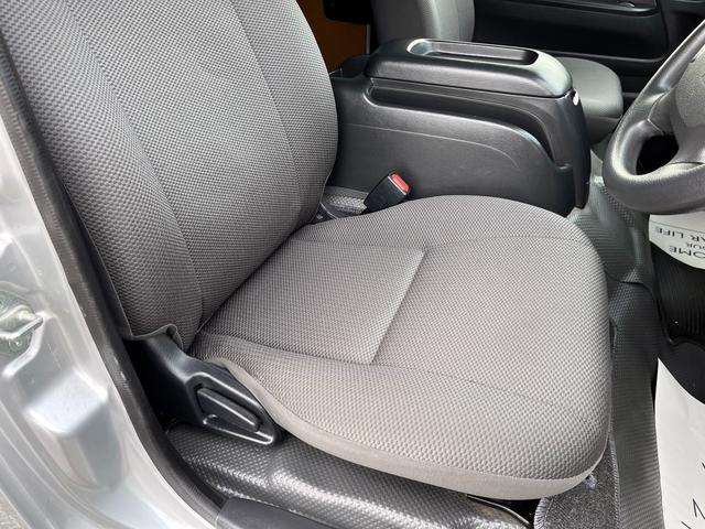 ハイエースバン SロングワイドDX 5型 2.8ディーゼルターボ 寒冷地仕様4WD トヨタセーフティセンス 社外リアヒーター バックカメラー ETC 社外ナビ(61枚目)