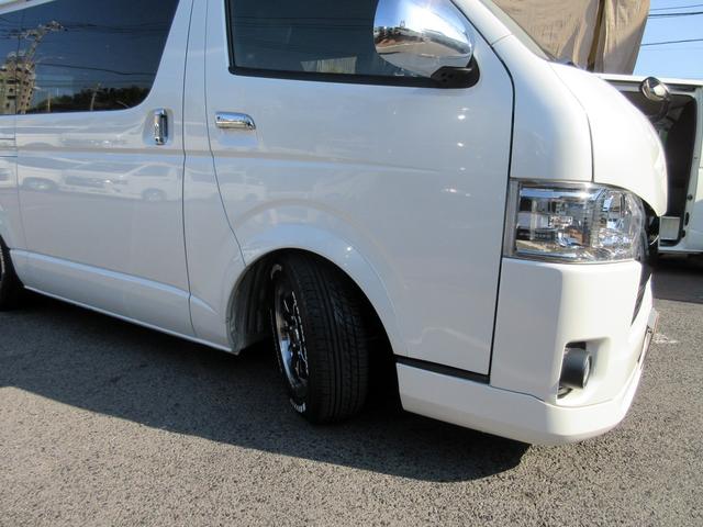 ハイエースバン スーパーGL ダークプライムII 5型 バッドフェイスローダウンカスタム 17インチアルミホイール LEDフォグ 社外リアバンパー 電動スライドドア ベッドキット シートカバー 社外ナビ Bカメラ ETC(42枚目)