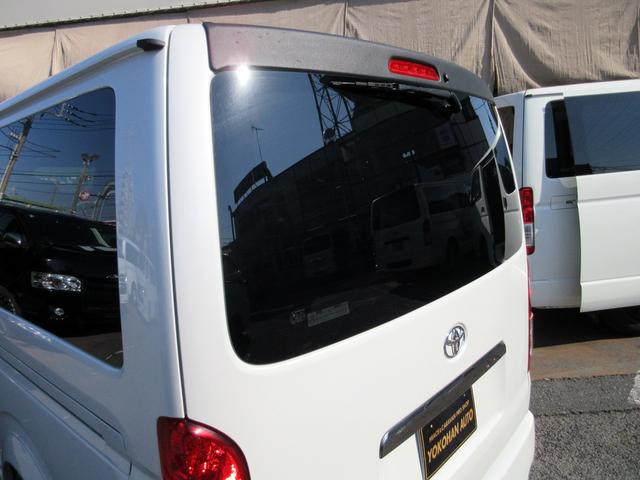ハイエースバン スーパーGL ダークプライムII 5型 バッドフェイスローダウンカスタム 17インチアルミホイール LEDフォグ 社外リアバンパー 電動スライドドア ベッドキット シートカバー 社外ナビ Bカメラ ETC(47枚目)