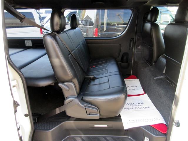 ハイエースバン スーパーGL ダークプライムII 5型 バッドフェイスローダウンカスタム 17インチアルミホイール LEDフォグ 社外リアバンパー 電動スライドドア ベッドキット シートカバー 社外ナビ Bカメラ ETC(57枚目)