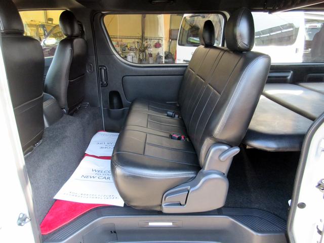 ハイエースバン スーパーGL ダークプライムII 5型 バッドフェイスローダウンカスタム 17インチアルミホイール LEDフォグ 社外リアバンパー 電動スライドドア ベッドキット シートカバー 社外ナビ Bカメラ ETC(69枚目)