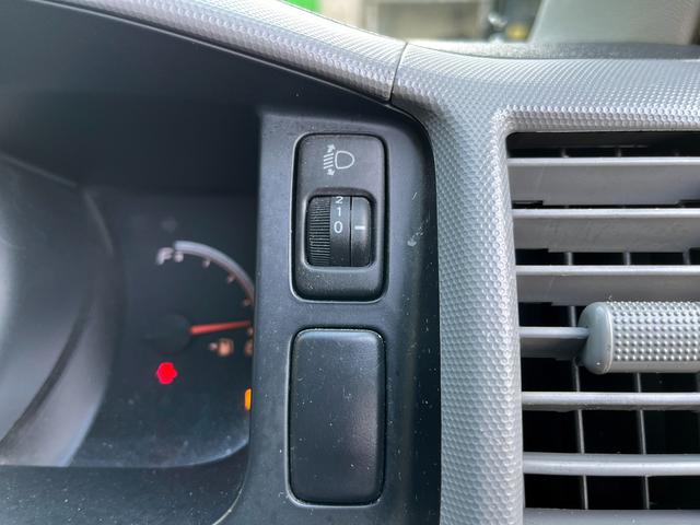 ハイエースバン ロングジャストローDXGLパック 2型 3.0ディーゼル5MT ジャストロー平床5ドア6人乗り 15インチアルミホイール 電格ミラー バックカメラ ETC Wエアバッグ(15枚目)