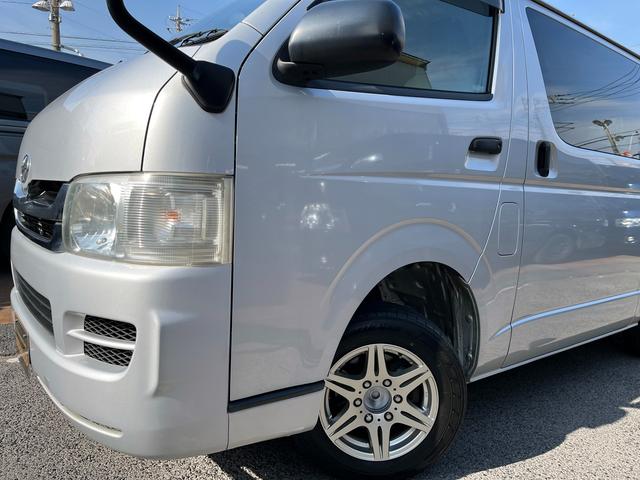 ハイエースバン ロングジャストローDXGLパック 2型 3.0ディーゼル5MT ジャストロー平床5ドア6人乗り 15インチアルミホイール 電格ミラー バックカメラ ETC Wエアバッグ(39枚目)