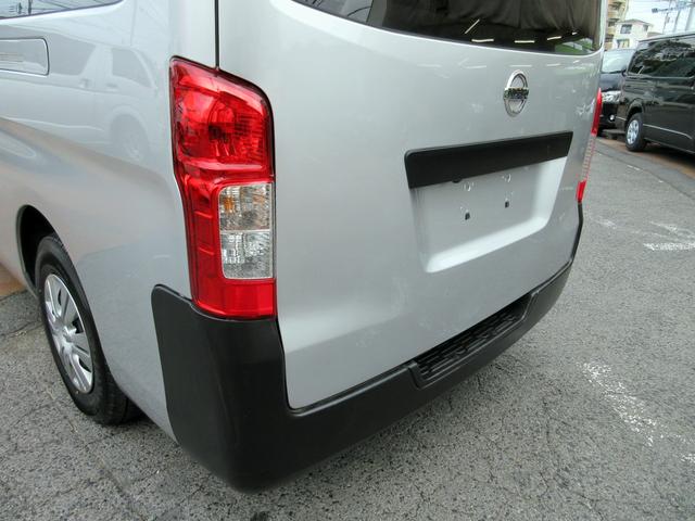 ＮＶ３５０キャラバンバン スーパーロングＤＸターボ　ワンオーナー　２．５ディーゼル　４ＷＤ　３人乗り登録　純正ナビ　バックカメラ　ＥＴＣ　エマージェンシーブレーキ　横滑り防止　電格ミラー　新規リアフィルム施工（49枚目）