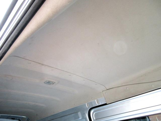 ＮＶ３５０キャラバンバン スーパーロングＤＸターボ　ワンオーナー　２．５ディーゼル　４ＷＤ　３人乗り登録　純正ナビ　バックカメラ　ＥＴＣ　エマージェンシーブレーキ　横滑り防止　電格ミラー　新規リアフィルム施工（60枚目）