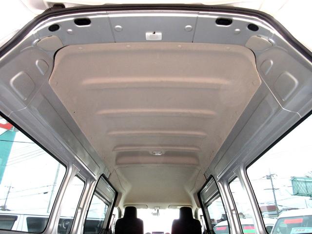 ＮＶ３５０キャラバンバン スーパーロングＤＸターボ　ワンオーナー　２．５ディーゼル　４ＷＤ　３人乗り登録　純正ナビ　バックカメラ　ＥＴＣ　エマージェンシーブレーキ　横滑り防止　電格ミラー　新規リアフィルム施工（62枚目）