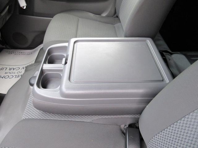 ＮＶ３５０キャラバンバン スーパーロングＤＸターボ　ワンオーナー　２．５ディーゼル　４ＷＤ　３人乗り登録　純正ナビ　バックカメラ　ＥＴＣ　エマージェンシーブレーキ　横滑り防止　電格ミラー　新規リアフィルム施工（75枚目）