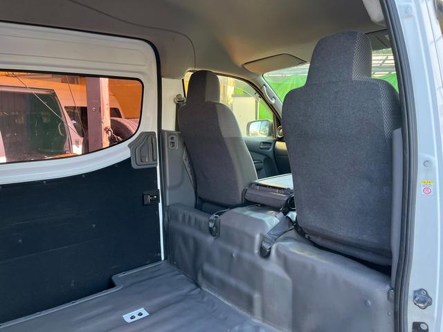 NV350キャラバンバン スーパーロングDXターボ ディーゼル4WD ハイルーフ 3人乗り登録 アラウンドビューモニター 社外ナビ エマージェンシーブレーキ 横滑り防止 電格ミラー(57枚目)